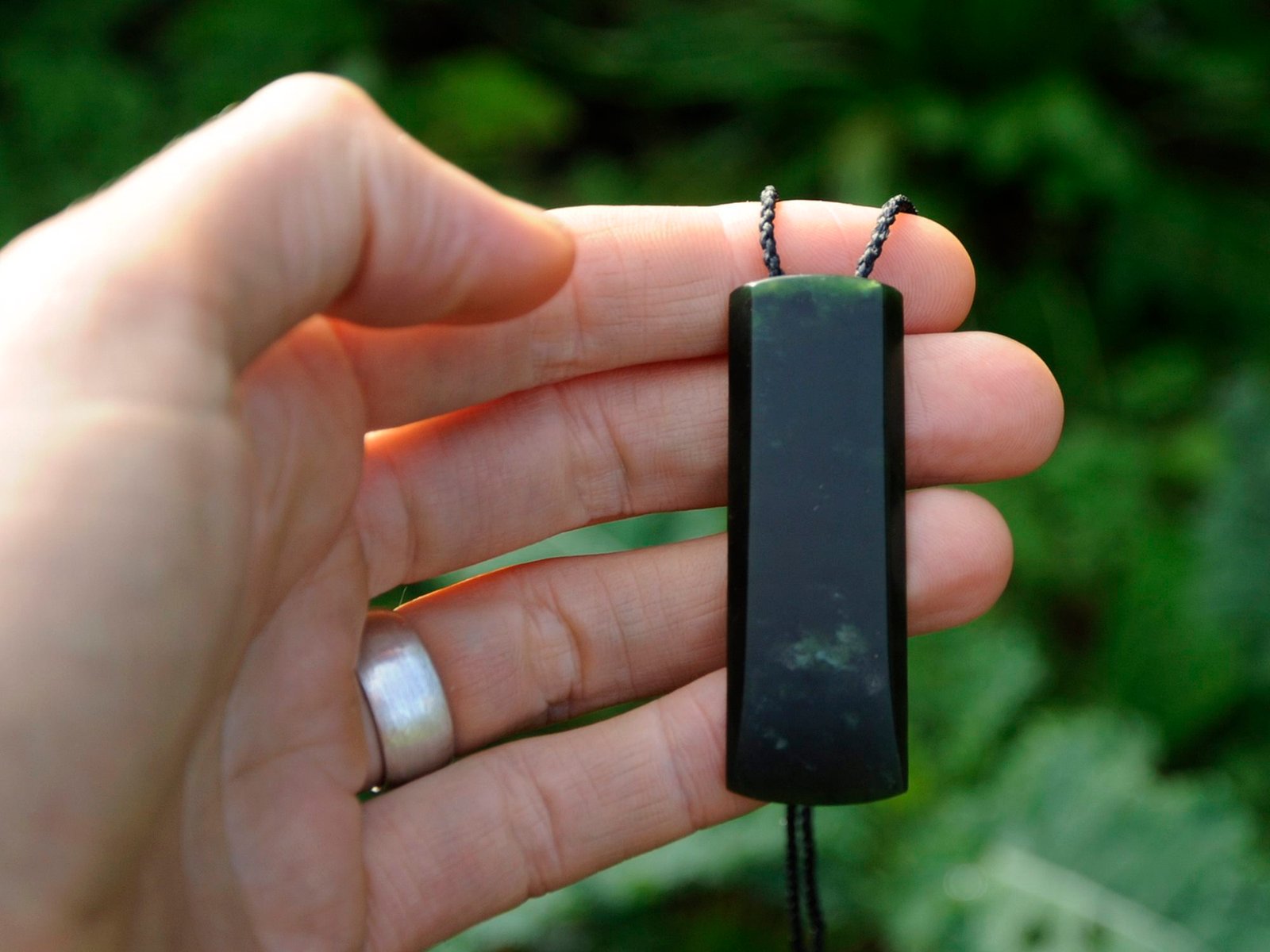 pounamu toki