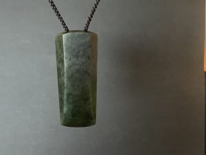 pounamu toki