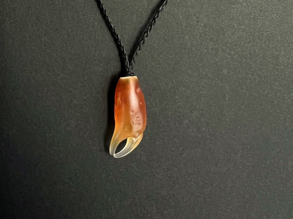 carnelian crab claw