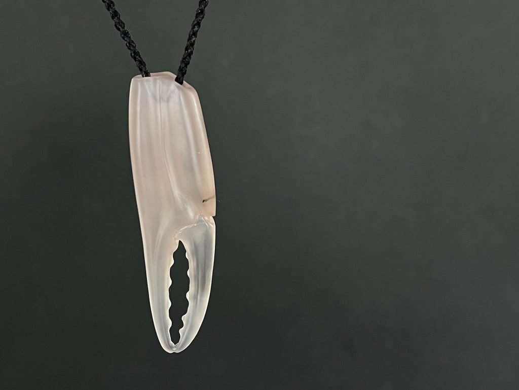 agate crab claw