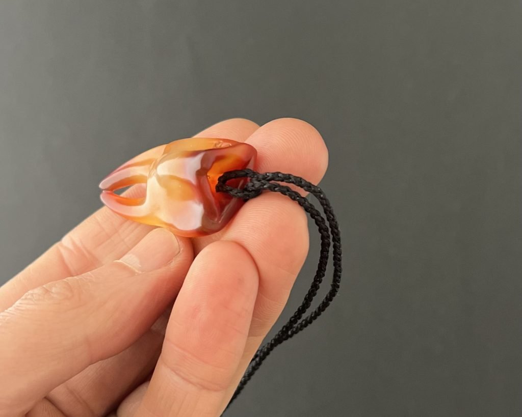 carnelian crab claw