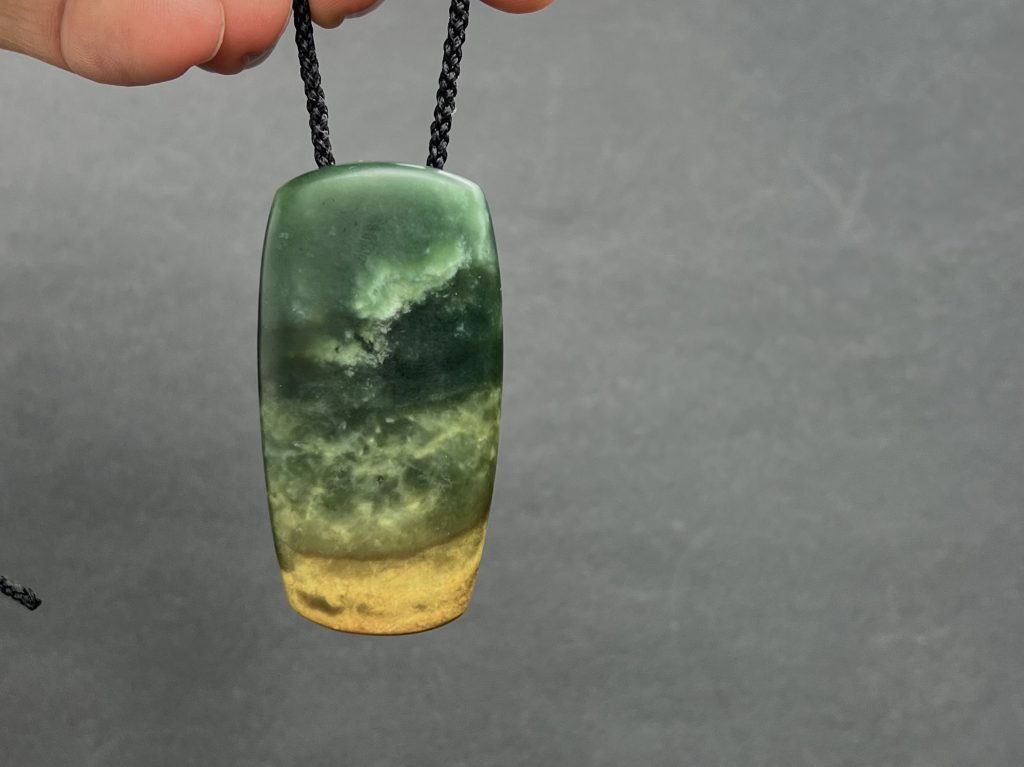 pounamu ruru