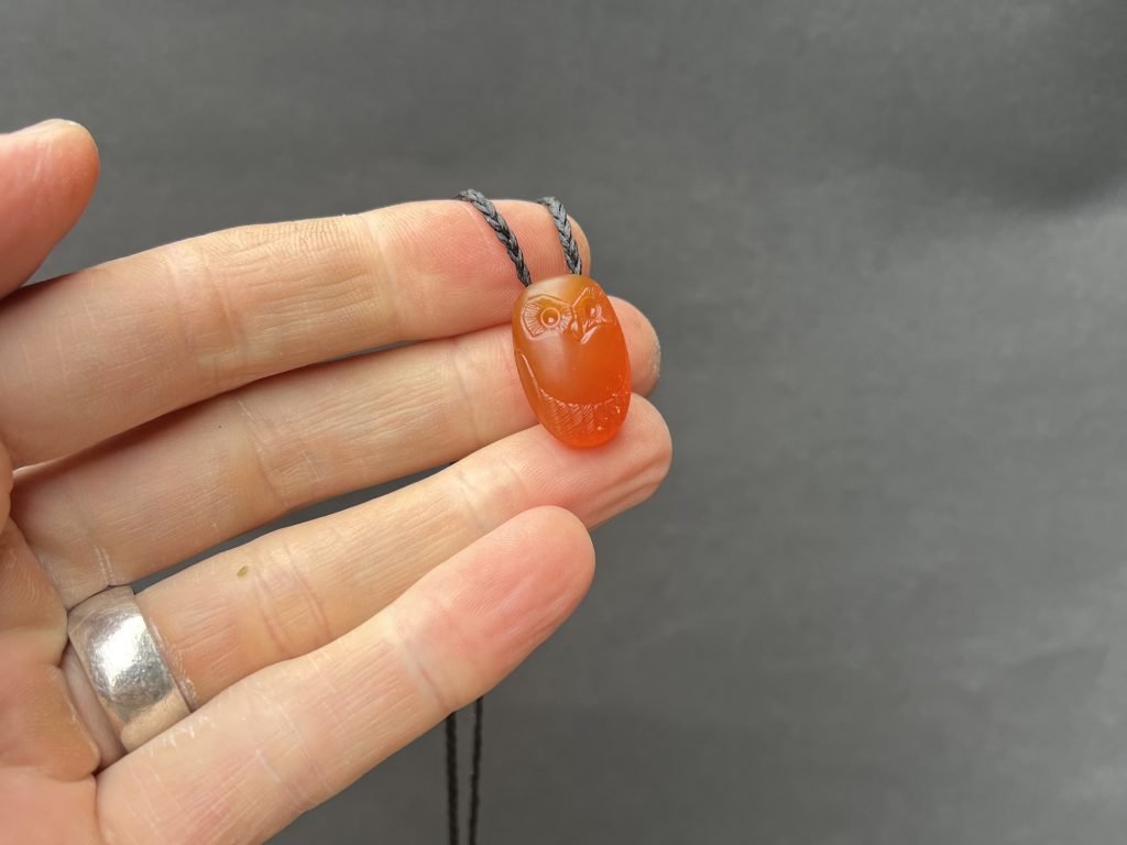 carnelian ruru