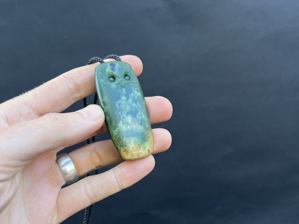 flower pounamu ruru