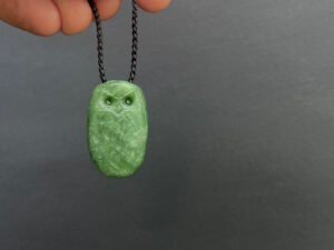 pounamu ruru
