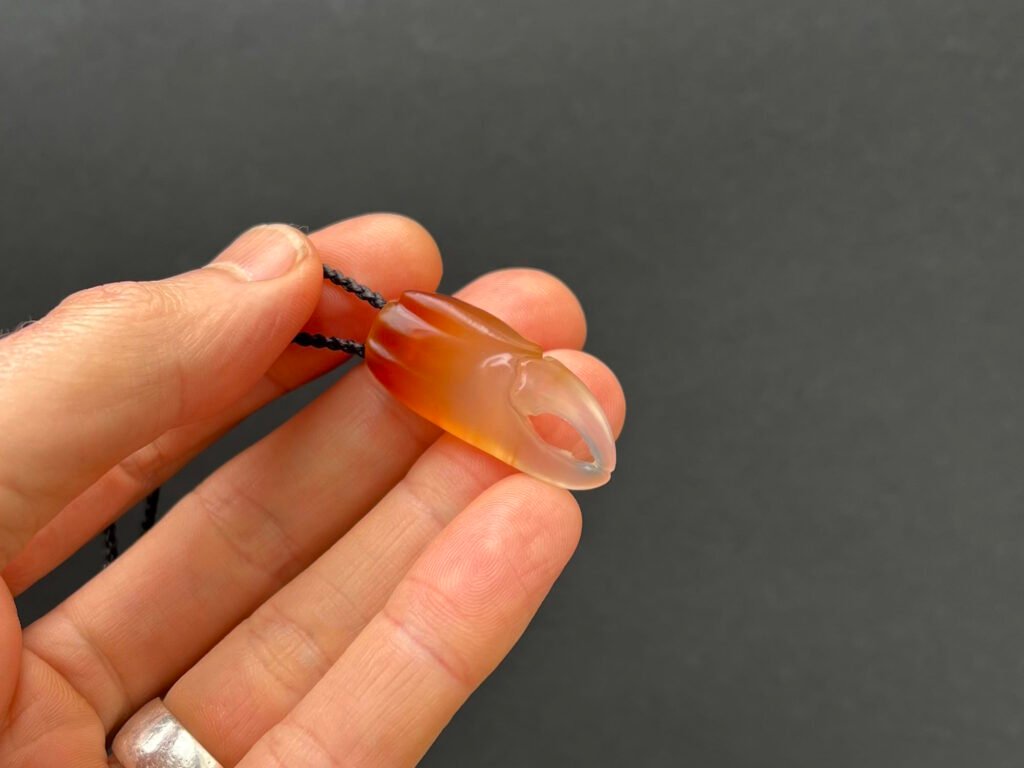 carnelian crab claw