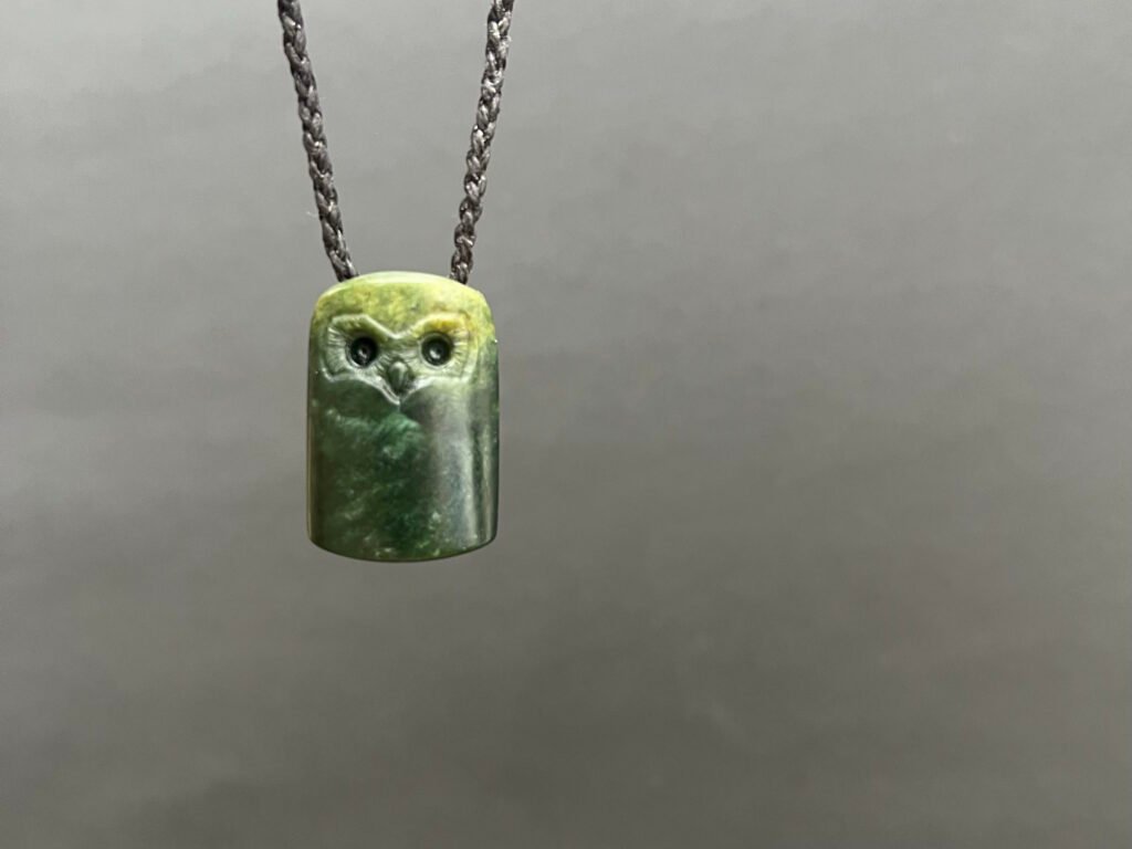 pounamu ruru